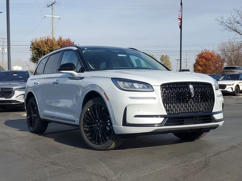 New 2026 Lincoln Corsair Premiere image 1