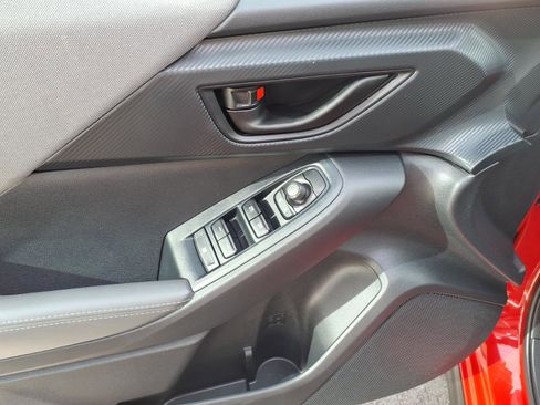 Used 2024 Subaru Crosstrek 2.0i Premium image 14