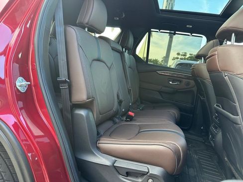 Used 2025 Honda Pilot Elite image 30