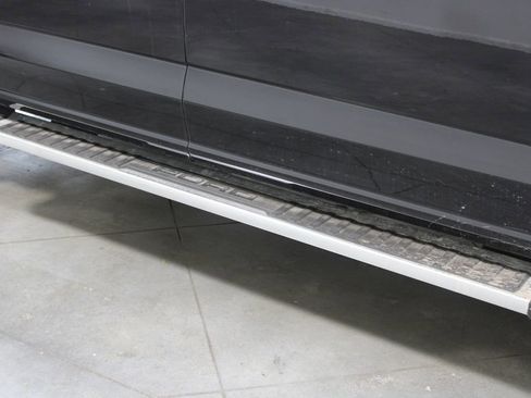 Used 2025 Ford F150 XLT w/ Equipment Group 301A Standard image 13