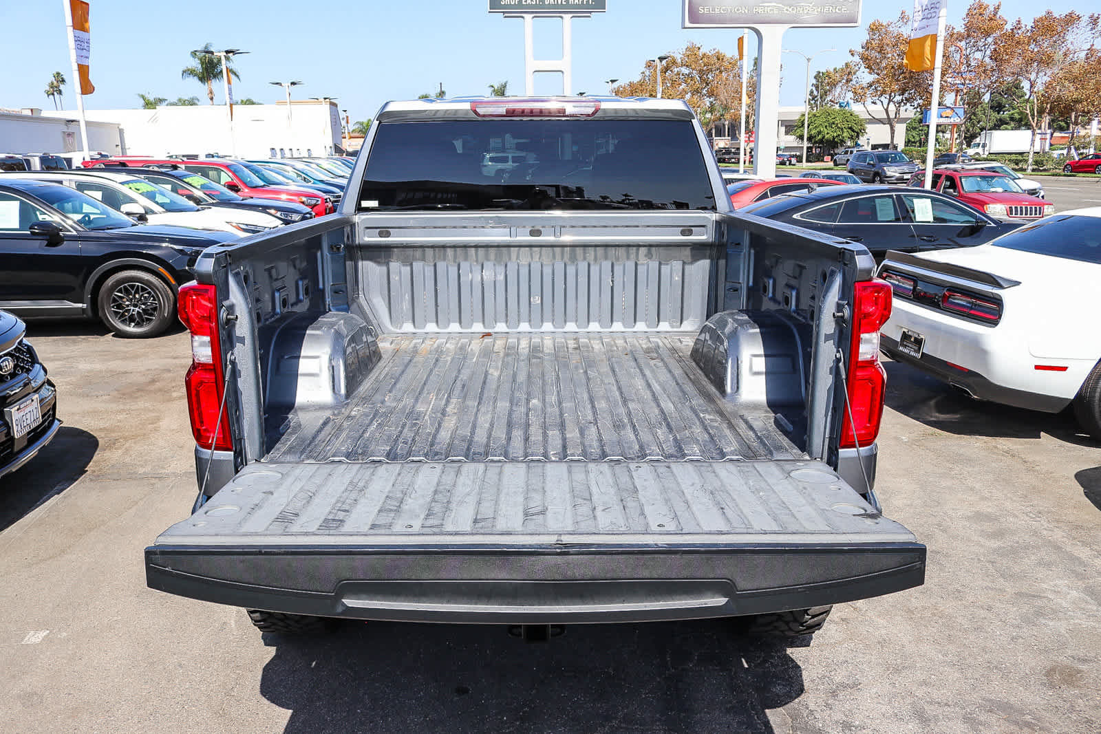 Used 2021 Chevrolet Silverado 1500 Custom RWD image 25