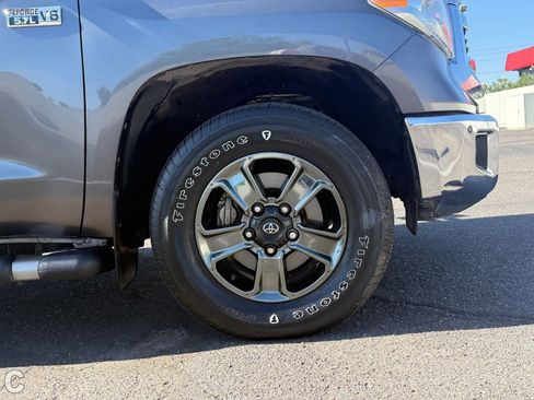 Used 2016 Toyota Tundra SR5 w/ SR5 Upgrade Package RWD image 8