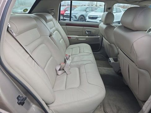 Used 1999 Cadillac De Ville w/ Comfort/Convenience Pkg FWD image 16