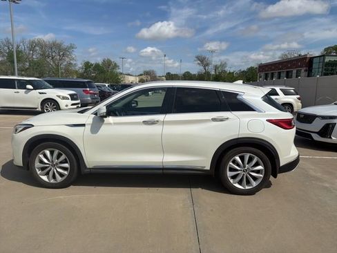 Certified 2019 INFINITI QX50 Essential w/ Proassist Package image 8