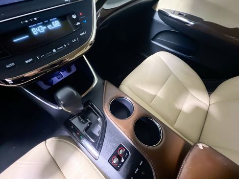 Used 2014 Toyota Avalon XLE Touring image 26