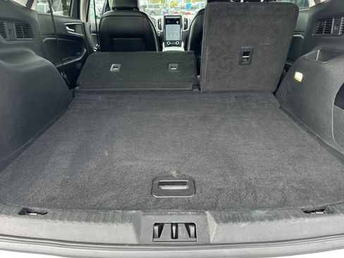 Certified 2024 Ford Edge SEL w/ Convenience Package image 18