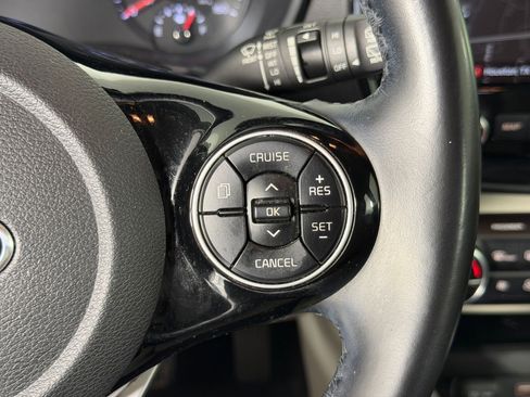 Used 2020 Kia Soul EX image 26