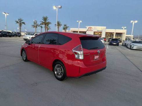 Used 2015 Toyota Prius V Four FWD image 7