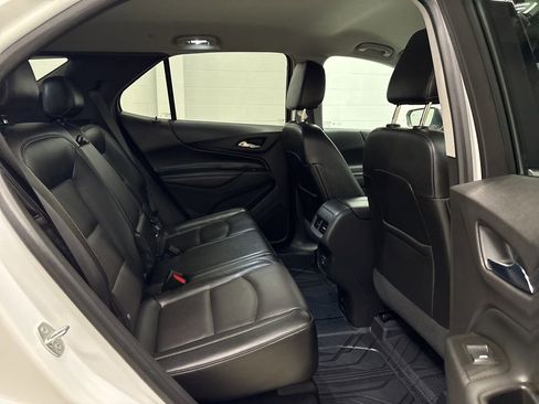 Used 2021 Chevrolet Equinox Premier image 33