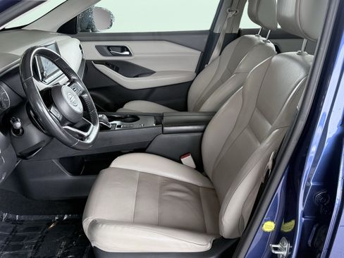 Used 2021 Nissan Rogue SV w/ Premium Package FWD image 17