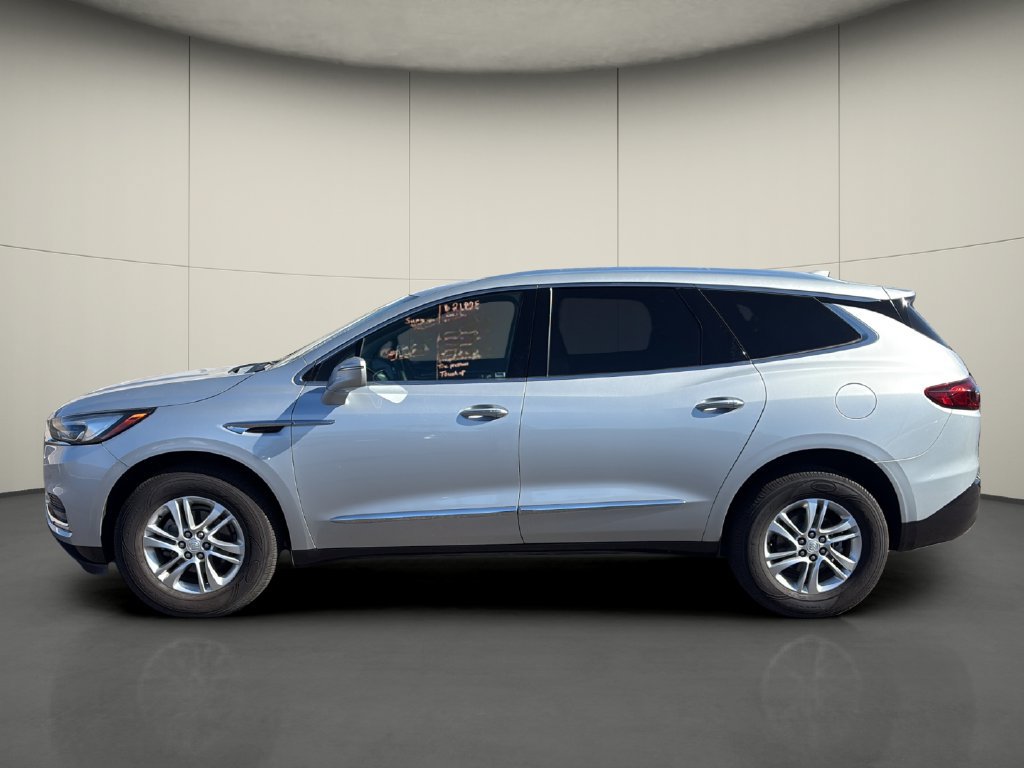 Used 2018 Buick Enclave Essence w/ Trailering Package FWD image 4