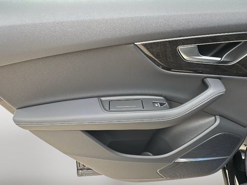 New 2026 Audi Q7 2.0T Premium Plus AWD/4WD image 16