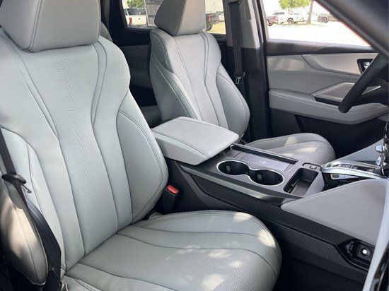 Used 2026 Acura MDX w/ Technology Package FWD image 30
