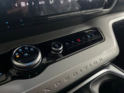 New 2025 Ford Expedition Max Active image 42