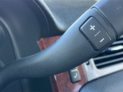 Used 2013 GMC Sierra 2500 SLT w/ SLT Convenience Package image 39