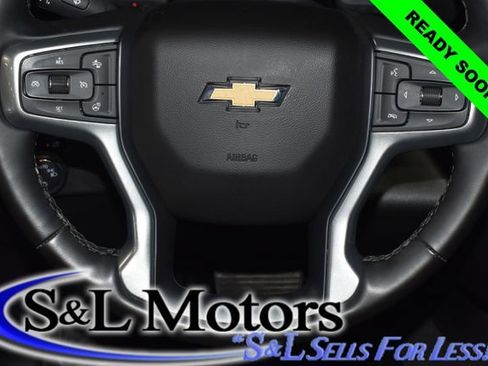 Used 2025 Chevrolet Silverado 1500 LT image 24