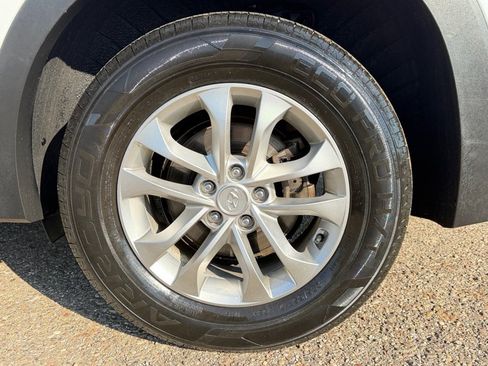Used 2019 Hyundai Santa Fe SEL w/ Cargo Package AWD/4WD image 34