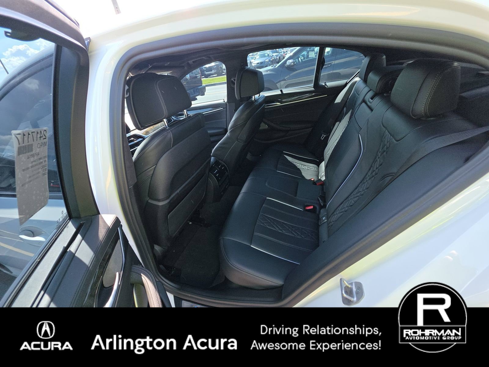 Used 2022 BMW M550i xDrive w/ Executive Package AWD/4WD image 10
