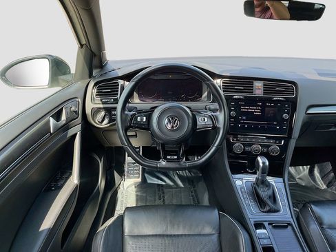 Used 2019 Volkswagen Golf R 4-Door image 23