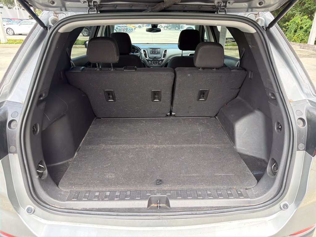 Used 2024 Chevrolet Equinox LS w/ LS Convenience Package FWD image 29