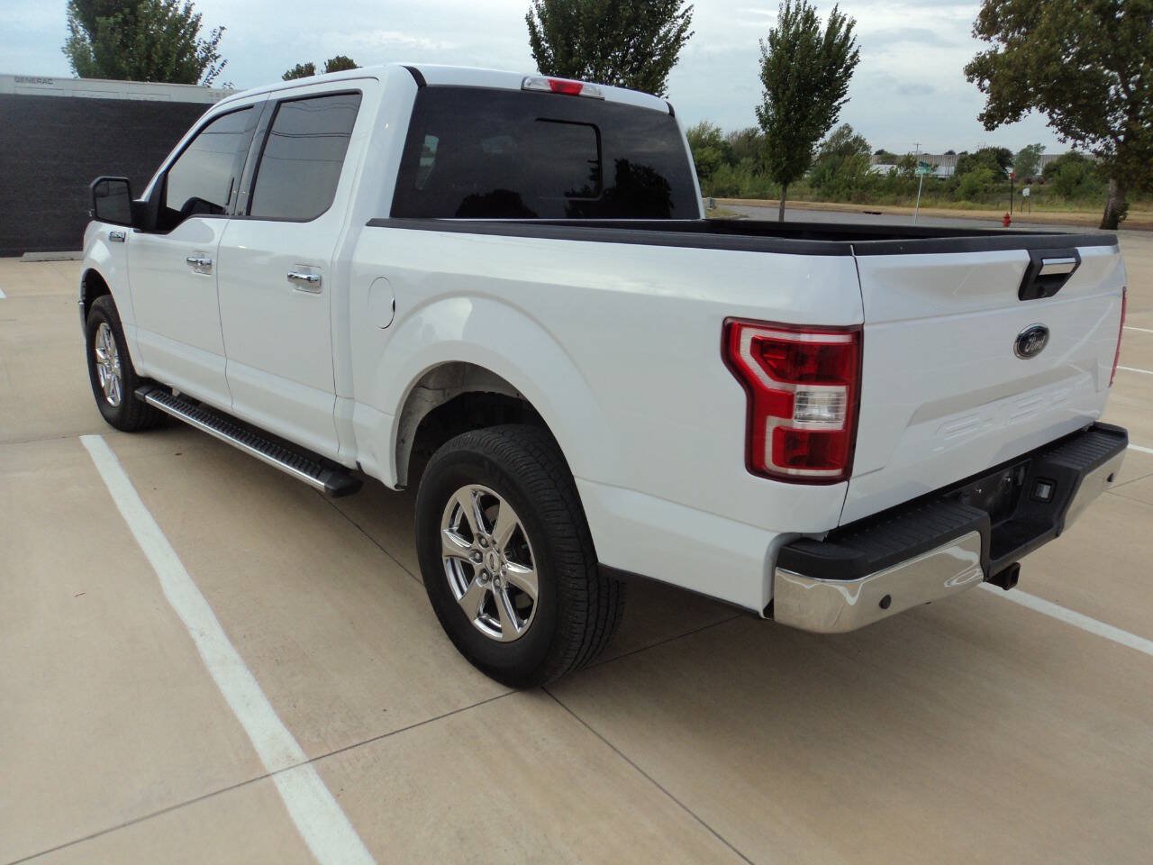 Used 2018 Ford F150 XLT w/ Equipment Group 302A Luxury AWD/4WD image 5
