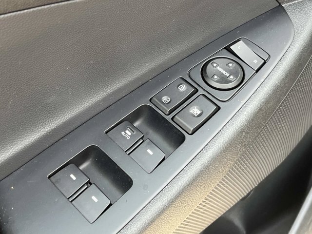 Used 2019 Hyundai Tucson Sport FWD image 28