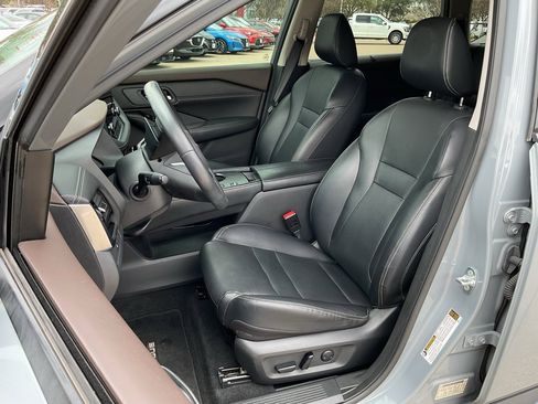 Used 2022 Nissan Rogue SL w/ SL Premium Package image 13