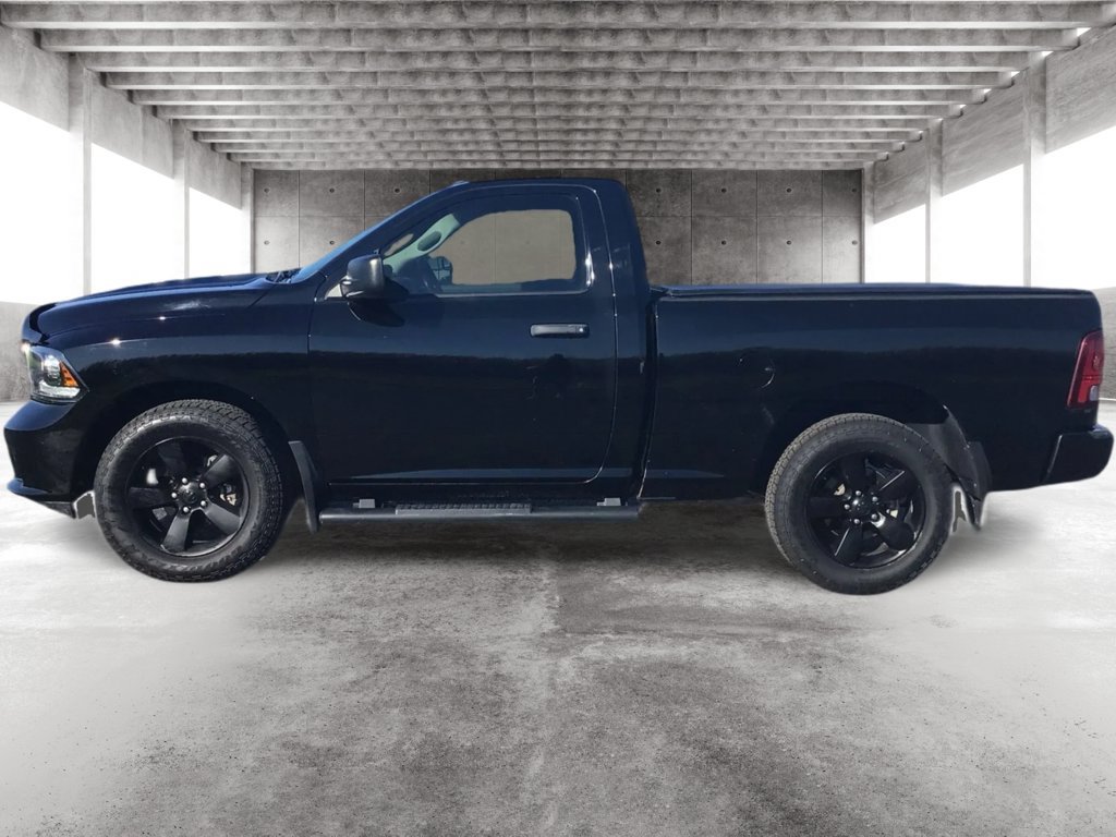 Used 2015 RAM 1500 Express w/ Black Ram 1500 Express Group AWD/4WD image 8