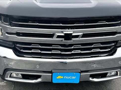 Used 2022 Chevrolet Silverado 1500 LTZ w/ LTZ Premium Package image 32