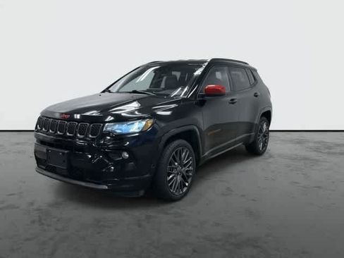 Used 2023 Jeep Compass Limited AWD/4WD image 7