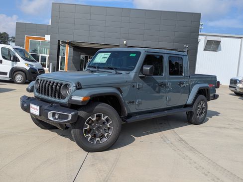 New 2026 Jeep Gladiator Sport AWD/4WD image 1