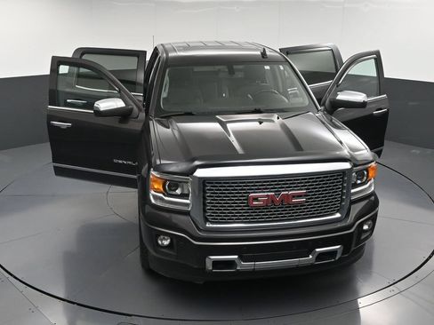 Used 2015 GMC Sierra 1500 Denali AWD/4WD image 32