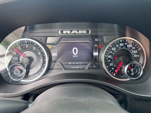 Used 2020 RAM 1500 Big Horn AWD/4WD image 19