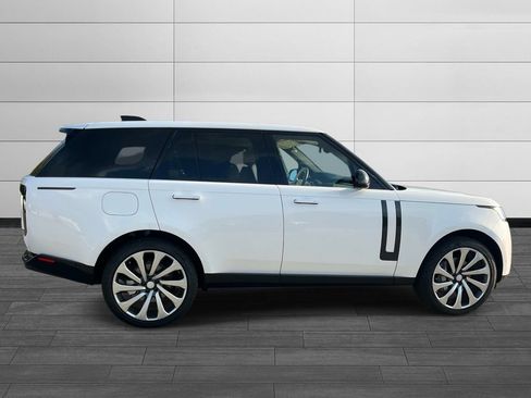 Certified 2025 Land Rover Range Rover SE AWD/4WD image 6