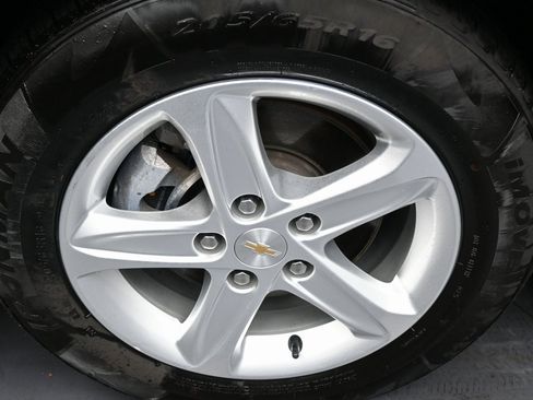 Used 2022 Chevrolet Malibu LT image 39