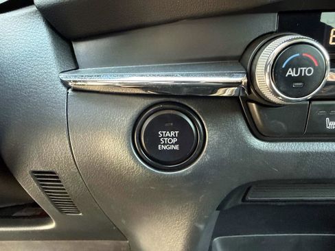 Used 2022 MAZDA CX-30 AWD 2.5 S w/ Premium Package image 31