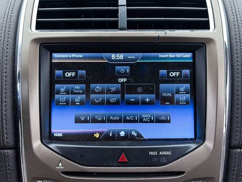 Used 2014 Lincoln MKX FWD image 21