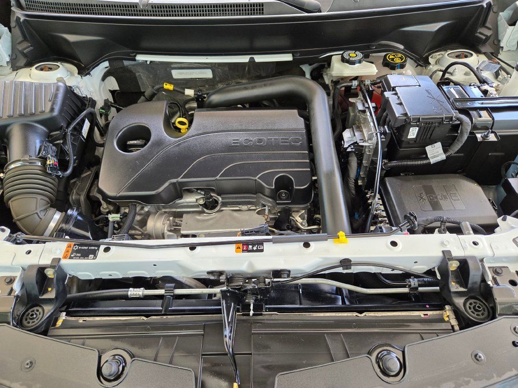Used 2023 Chevrolet Equinox LT FWD image 33