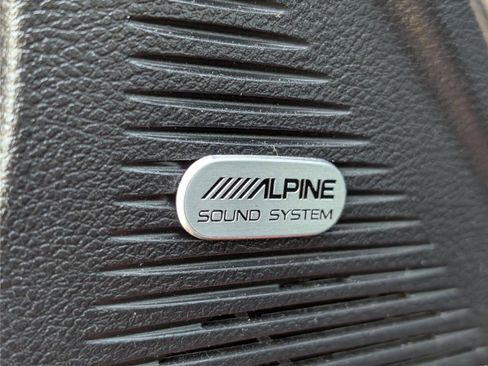 Used 2023 Dodge Challenger R/T w/ Blacktop Package image 18