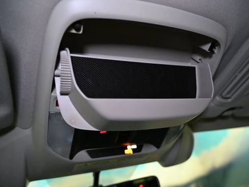 Used 2021 Subaru Forester Touring w/ Popular Package #2 image 48