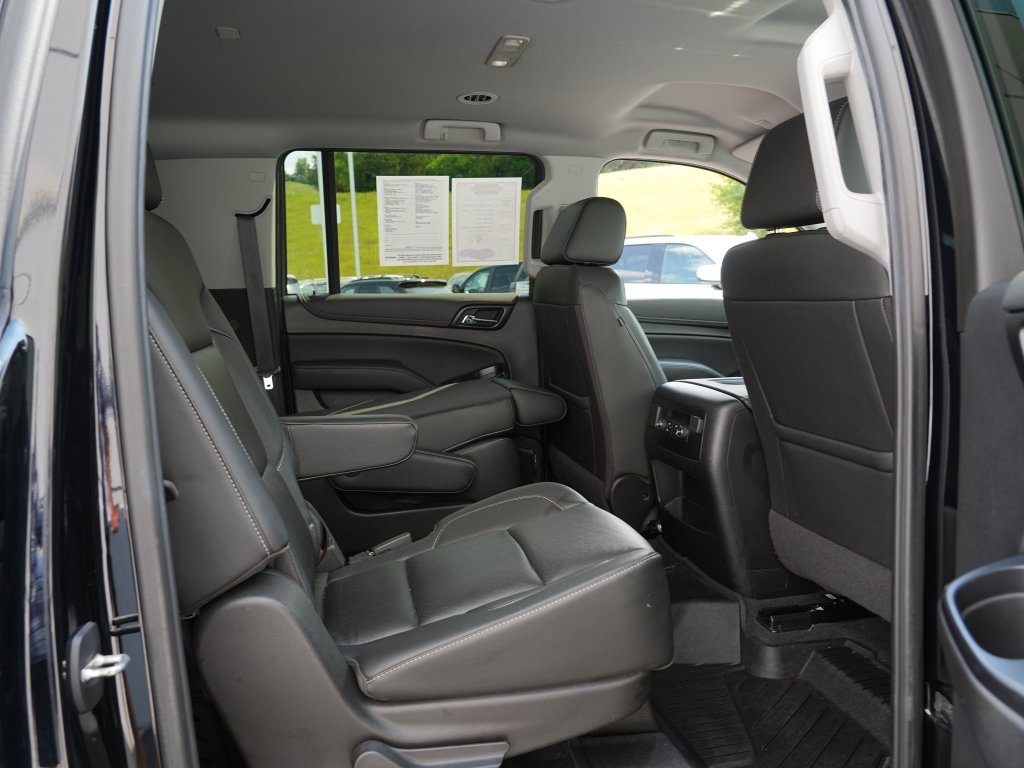 Certified 2020 Chevrolet Suburban Premier w/ RST 6.2L Performance Edition AWD/4WD image 28