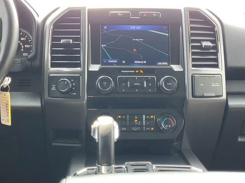 Used 2020 Ford F150 XLT w/ Equipment Group 302A Luxury AWD/4WD image 26