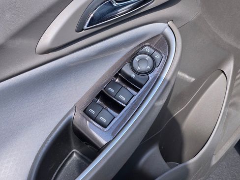 Certified 2025 Chevrolet Malibu LT FWD image 21