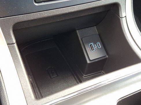 Used 2023 Ford Edge ST-Line AWD/4WD image 24