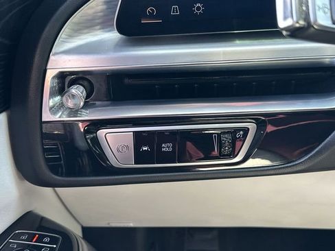 Certified 2024 Cadillac Lyriq Luxury AWD/4WD image 18