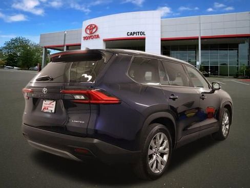 Certified 2024 Toyota Grand Highlander AWD image 3