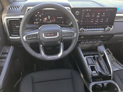 New 2026 GMC Canyon Elevation w/ Convenience Package image 12