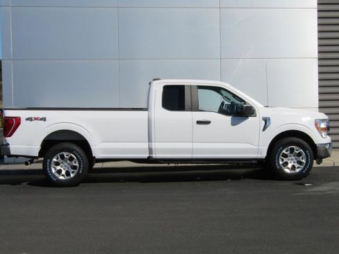 Certified 2021 Ford F150 XLT w/ Max Trailer Tow Package image 3