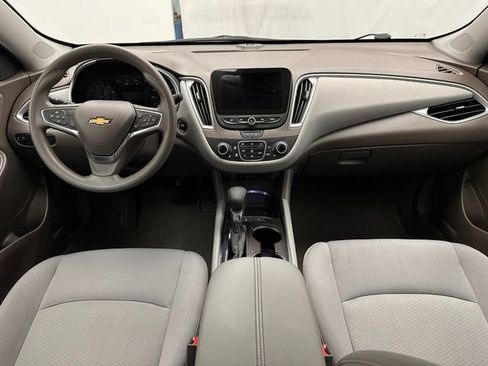 Used 2024 Chevrolet Malibu LT FWD image 7