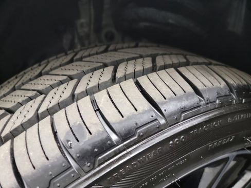 Used 2023 Toyota Camry SE image 30